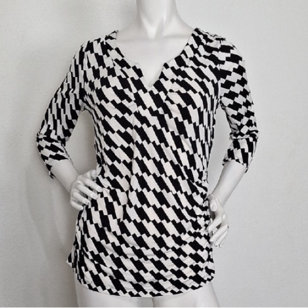 New York & Company NEW Black White Retro Gorpcore Geometric Print Blouse Size M